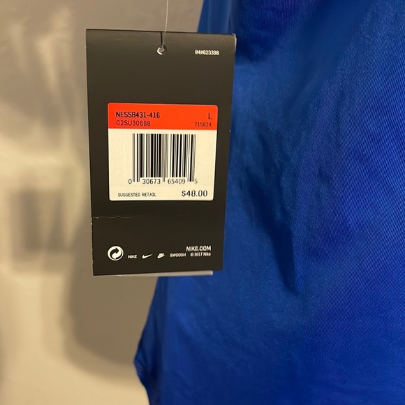 NWT, NIKE, Nike Swim Tee, Women, Short sleeves, Large, blue color. - Picture 5 of 6